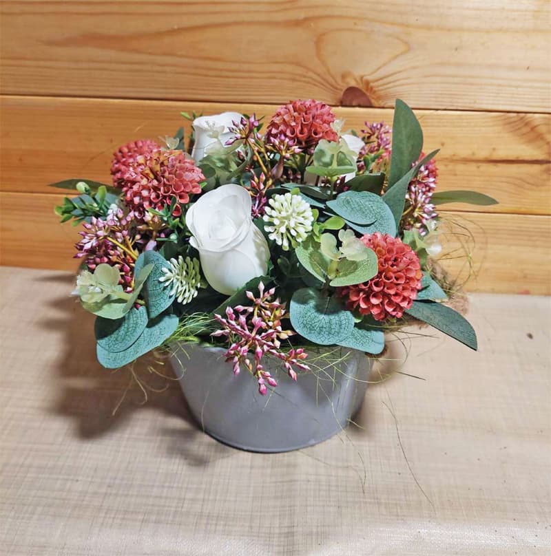 Al servicio de nuestros clientes como floristería desde 1985